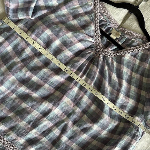 Chico’s Size 3 Crochet-Detail Gingham Linen Popover Top Purple Boho Peasant - Picture 6 of 12